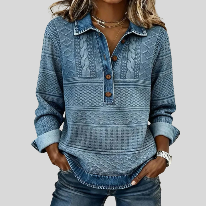 DOROTA - TEKSTUROWANY DZIANINOWY TOP Z KOŁNIERZYKIEM ZAPIĘTYM NA GUZIKI